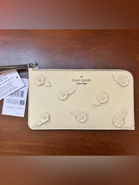 kate spade  Lucy lemon fondant Floral  LZip Wristlet NWT